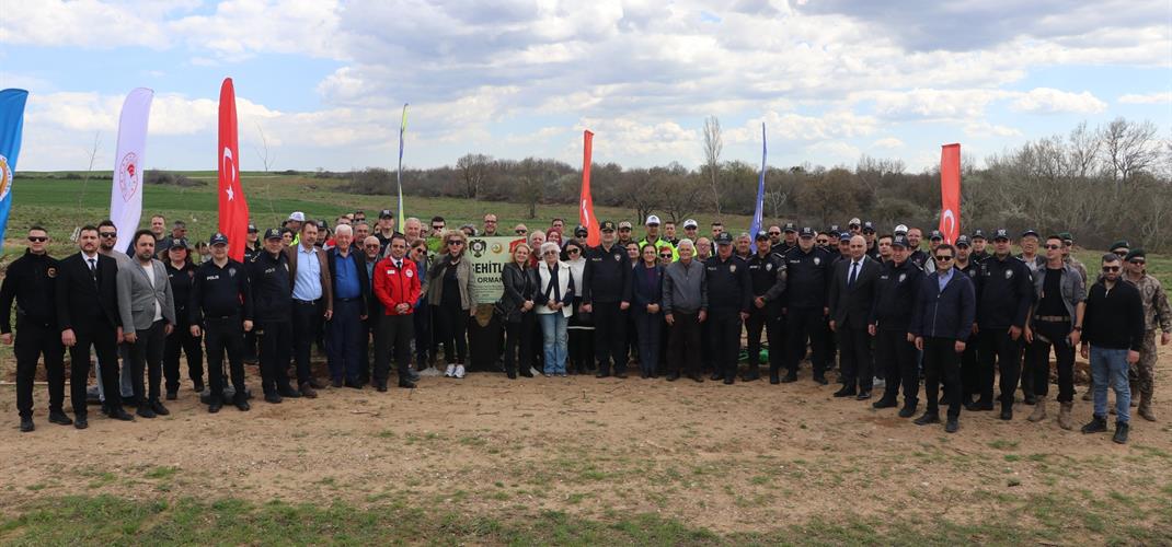 Şehitlerimizin Hatırasına Fidan Dikimi Gerçekleştirildi