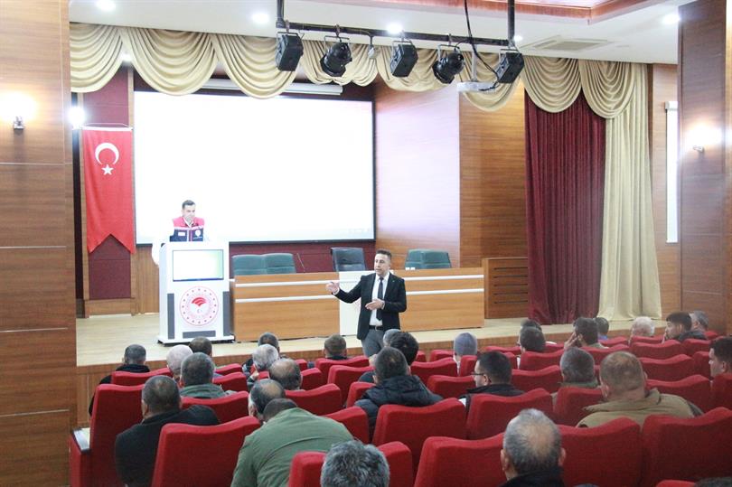 Canlı Hayvan Ticareti Yapan Satıcılara Yönelik Eğitim Gerçekleştirildi